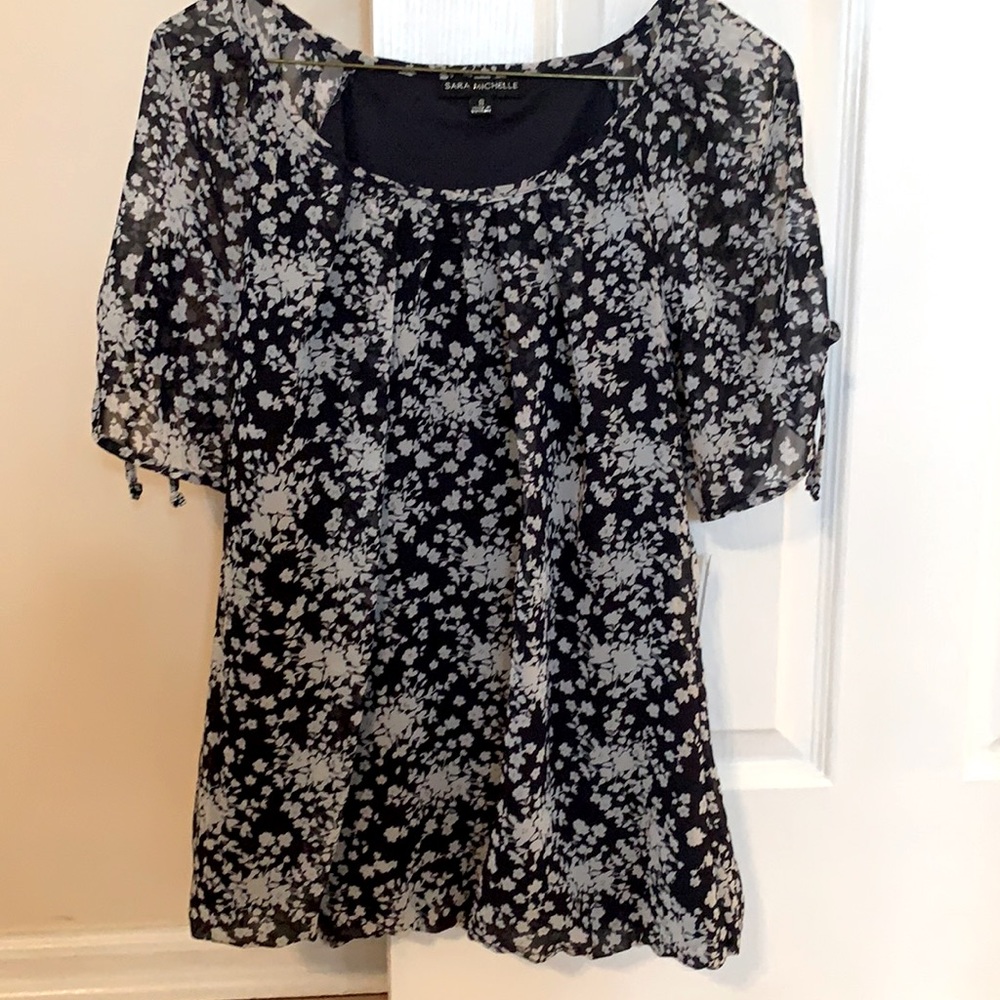 S- navy and white short sleeve shirt